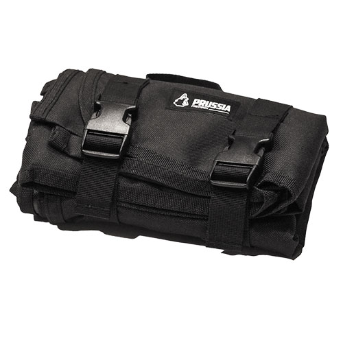 Prussia Precision Foldable Shooting Mat on kestävä 900D nylonista, vedenpitävä, suuri 200 x 75 cm, helppo kuljettaa ja kompakti 22 x 16 cm matkakoko.